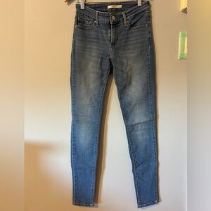 Levi’s 711 skinny jeans